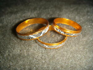 SMYCKEN - Finger Ringar - Snygga ringar guldfärgade 3st